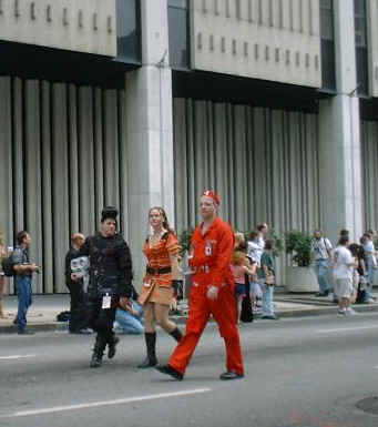 HDS, Tree and Todd do the Kai, Xev and Stanley thing at the UScon Recon Mission to Dragon Con 2002 Parade in Atlanta